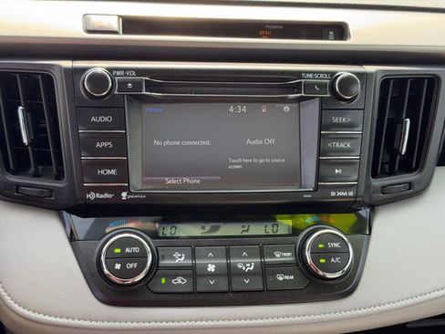Used 2016 Toyota RAV4 XLE AWD/4WD image 20
