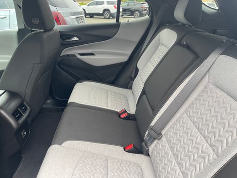 Used 2022 Chevrolet Equinox LT FWD image 15