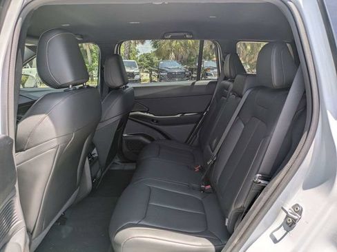 New 2026 Jeep Cherokee Limited AWD/4WD image 14