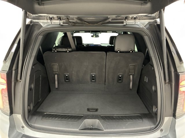 Used 2025 Chevrolet Tahoe LT AWD/4WD image 17