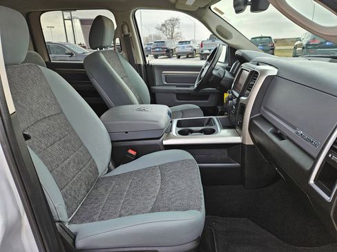 Used 2019 RAM 1500 Big Horn image 36