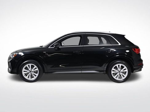 Used 2025 Audi Q3 2.0T Premium w/ Convenience Package AWD/4WD image 2