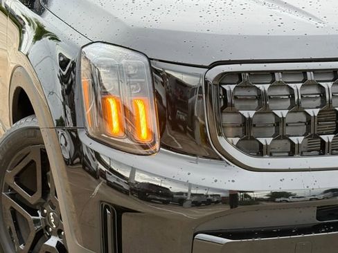 Used 2024 Kia Telluride EX X-Line AWD/4WD image 3