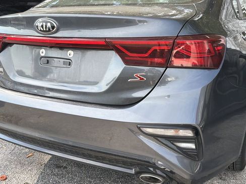 Used 2019 Kia Forte S FWD image 9