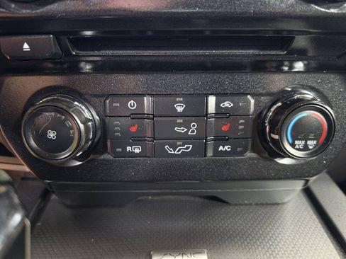 Used 2016 Ford F150 XLT w/ Equipment Group 302A Luxury AWD/4WD image 38