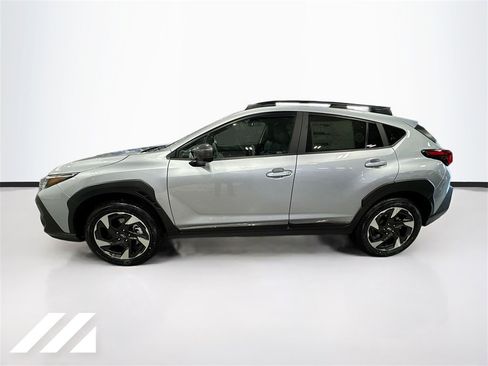 New 2026 Subaru Crosstrek 2.5i Limited w/ Crosstrek Mirror Package image 8