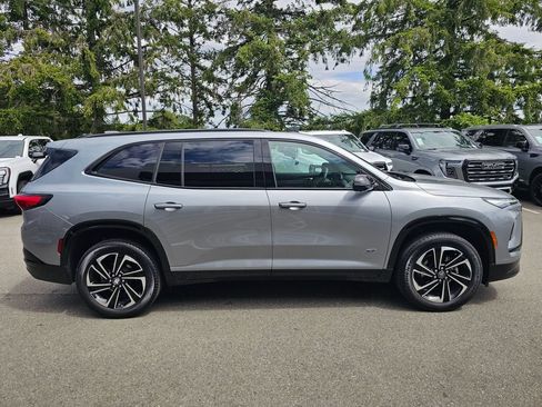 Used 2026 Buick Enclave Sport Touring FWD image 6