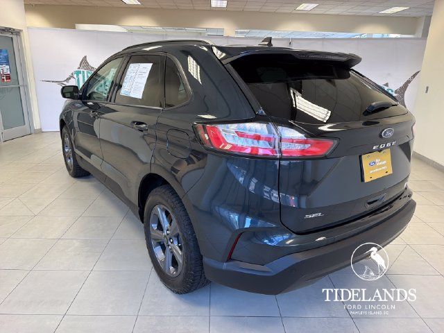 Used 2023 Ford Edge SEL w/ Sport Appearance Package AWD/4WD image 6