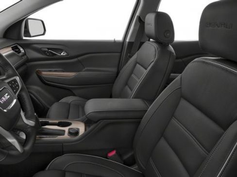 Used 2018 GMC Acadia Denali image 12