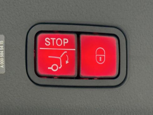 New 2026 Mercedes-Benz GLC 43 AMG 4MATIC image 21