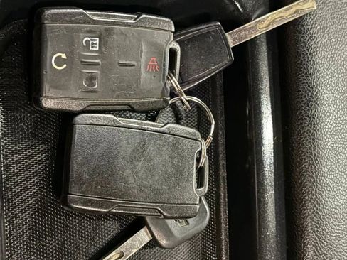 Used 2017 Chevrolet Silverado 1500 LT w/ All Star Edition image 23