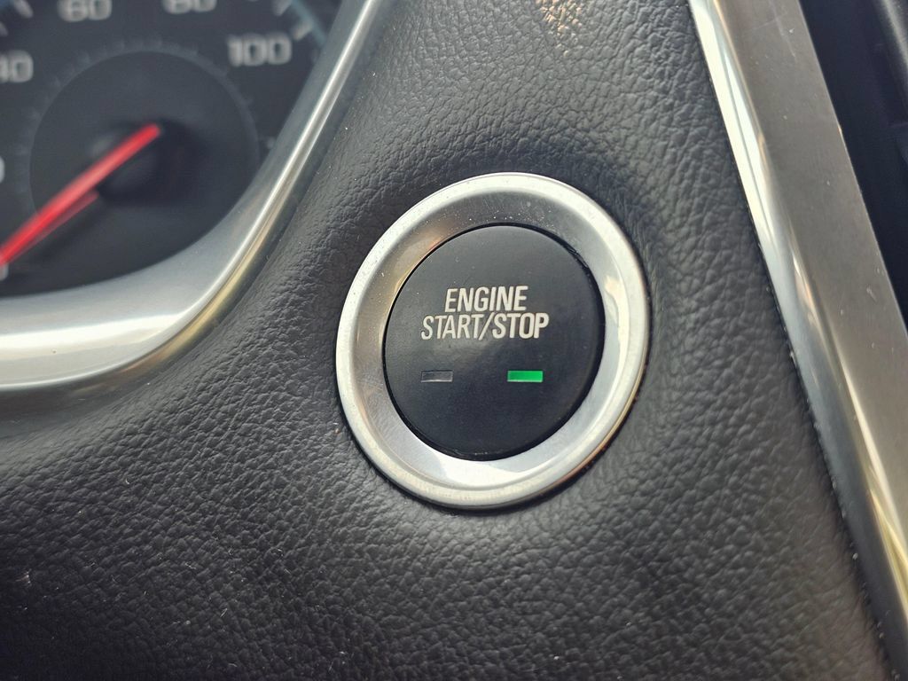 Used 2020 Chevrolet Traverse LS FWD image 34