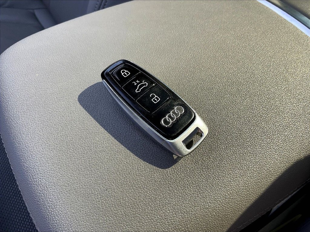 Used 2023 Audi Q7 3.0T Premium Plus AWD/4WD image 36