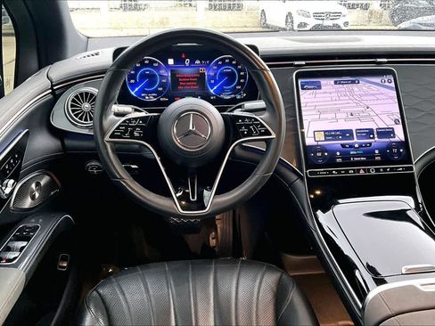 Used 2023 Mercedes-Benz EQS 450+ SUV image 5