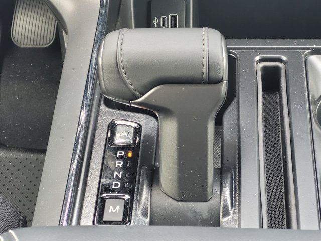 New 2026 Ford F150 XLT w/ Equipment Group 302A MID AWD/4WD image 18
