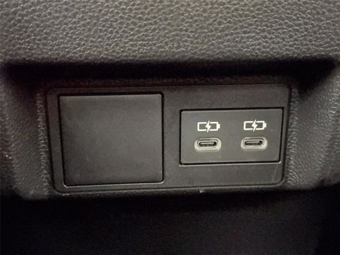 Certified 2024 Toyota Tacoma TRD Sport AWD/4WD image 33