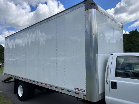 Used 2023 Ford F650 2WD Regular Cab Super Duty image 22