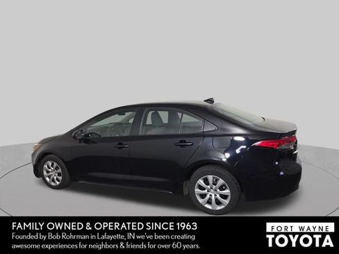 Used 2024 Toyota Corolla LE FWD image 9