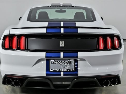 Used 2016 Ford Mustang Shelby GT350 w/ Technology Package RWD image 8