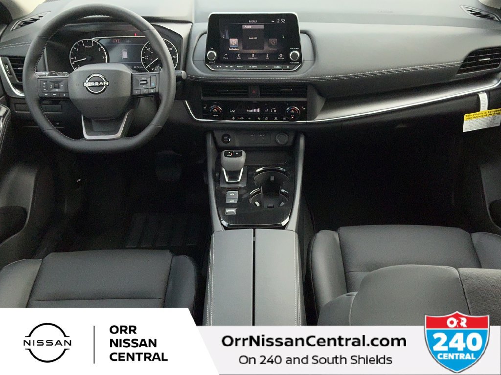 New 2027 Nissan Rogue Dark Armor FWD image 15