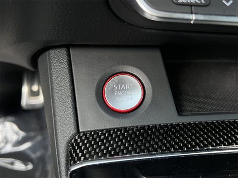 Used 2022 Audi SQ5 Premium image 20