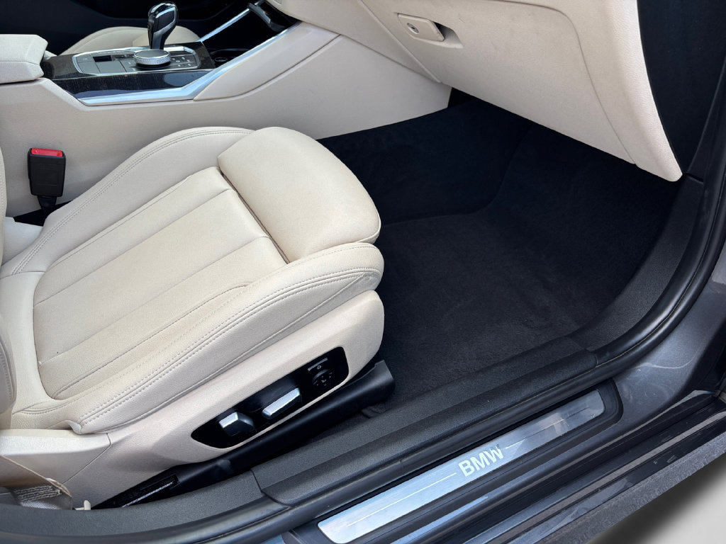 Used 2019 BMW 330i xDrive Sedan w/ Premium Package AWD/4WD image 48