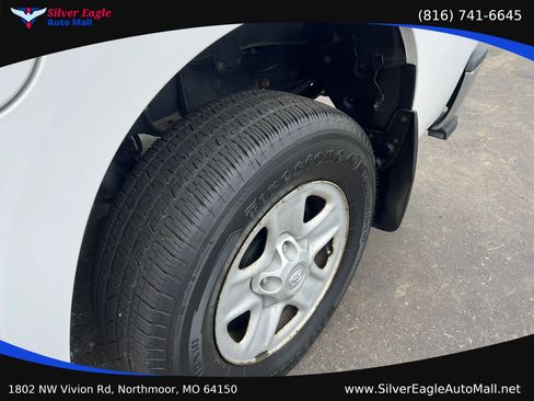Used 2010 Toyota Tundra 2WD Double Cab image 13