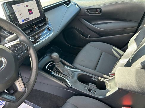 Used 2024 Toyota Corolla LE image 11