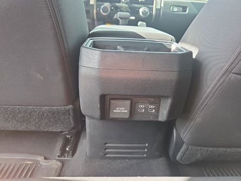 Used 2024 Toyota Tacoma TRD Sport AWD/4WD image 25