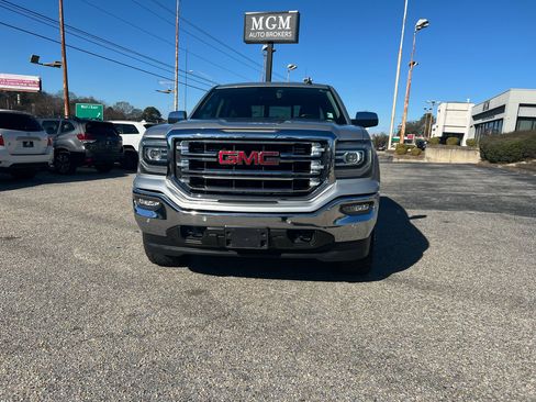 Used 2018 GMC Sierra 1500 SLT image 6