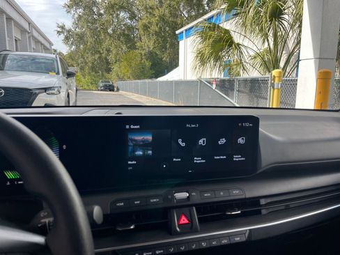 Used 2025 Kia K4 LXS image 18