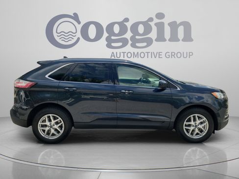 Used 2022 Ford Edge SEL w/ Convenience Package AWD/4WD image 4