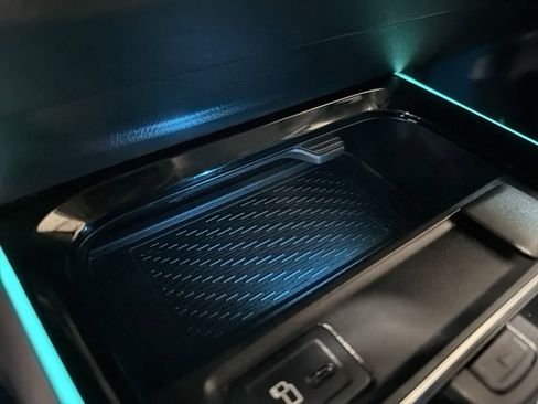 Used 2023 Mercedes-Benz EQB 250+ 250+ image 21