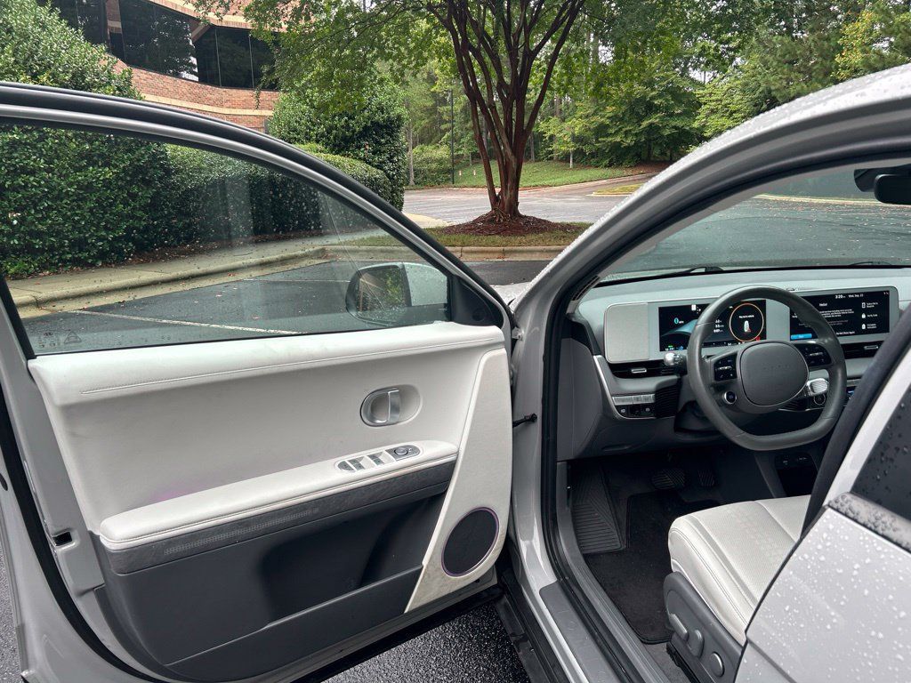 Used 2023 Hyundai Ioniq 5 SEL AWD/4WD image 5