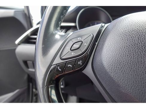 Certified 2019 Toyota C-HR XLE FWD image 14