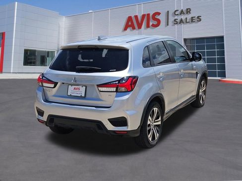 Used 2025 Mitsubishi Outlander Sport SE AWD/4WD image 6
