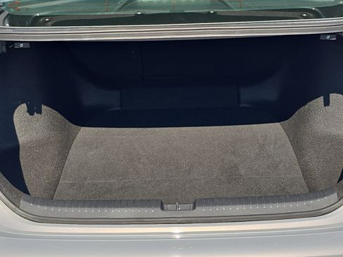 Used 2024 Honda Accord Sport image 12