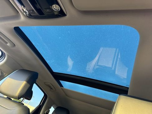 Used 2023 Kia Sportage SX image 19