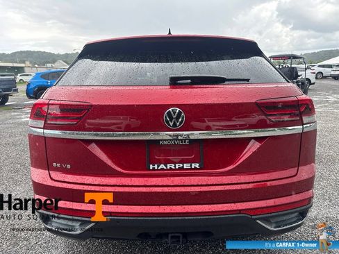 Used 2023 Volkswagen Atlas Cross Sport SE FWD image 4