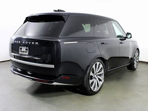 Used 2025 Land Rover Range Rover Autobiography image 7