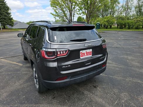 Used 2021 Jeep Compass Limited w/ Elite Interior Group AWD/4WD image 3