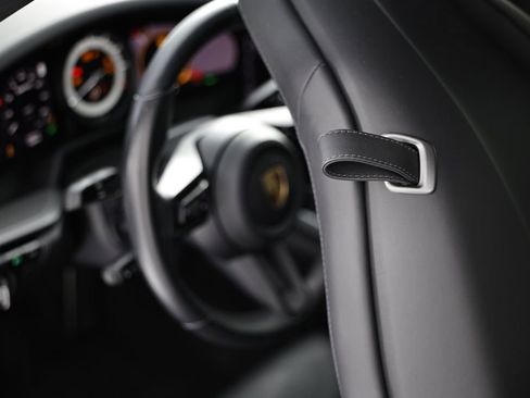 Used 2020 Porsche 911 GT3 RS image 29