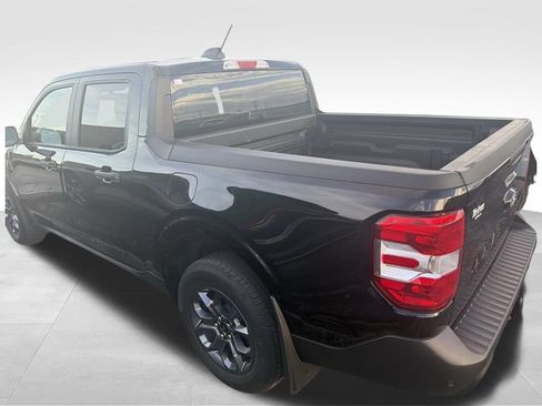Used 2025 Ford Maverick XLT w/ Equipment Group 301A AWD/4WD image 33