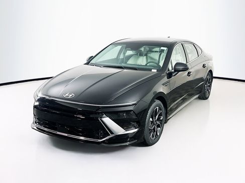 Used 2025 Hyundai Sonata SEL image 3