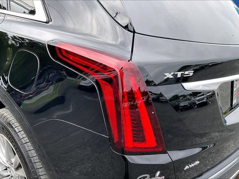 Used 2022 Cadillac XT5 Premium Luxury w/ Technology Package AWD/4WD image 23