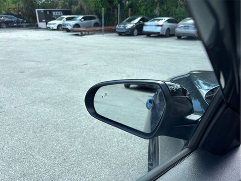 Used 2019 Hyundai Veloster Turbo Ultimate image 16