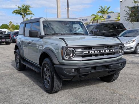 Used 2024 Ford Bronco Big Bend image 3
