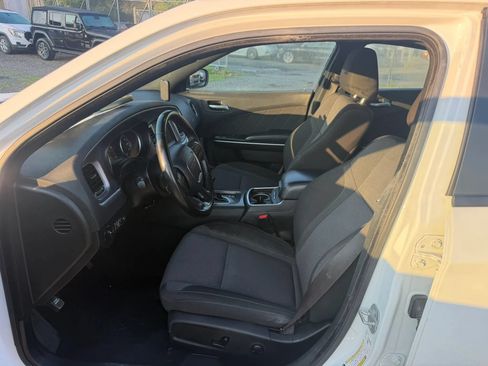 Used 2022 Dodge Charger SXT RWD image 23
