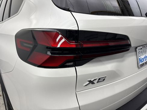 New 2026 BMW X5 xDrive50e w/ Climate Comfort Package image 19