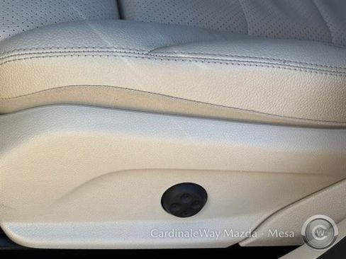 Used 2019 Mercedes-Benz GLC 300 image 21